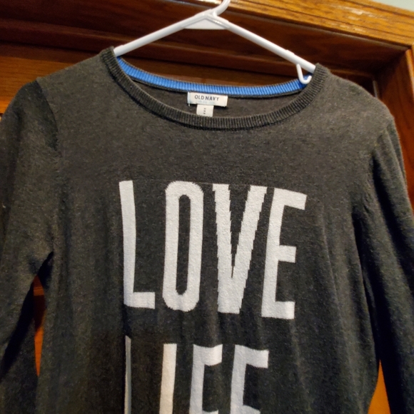Old Navy, Women's size Medium, Light Weight, Sweater, Love Life, Good Shape - Picture 6 of 7